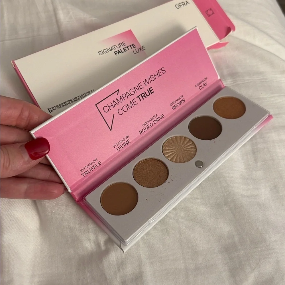 Ofra Signature Luxe eyeshadow palette metals and mochas new in box